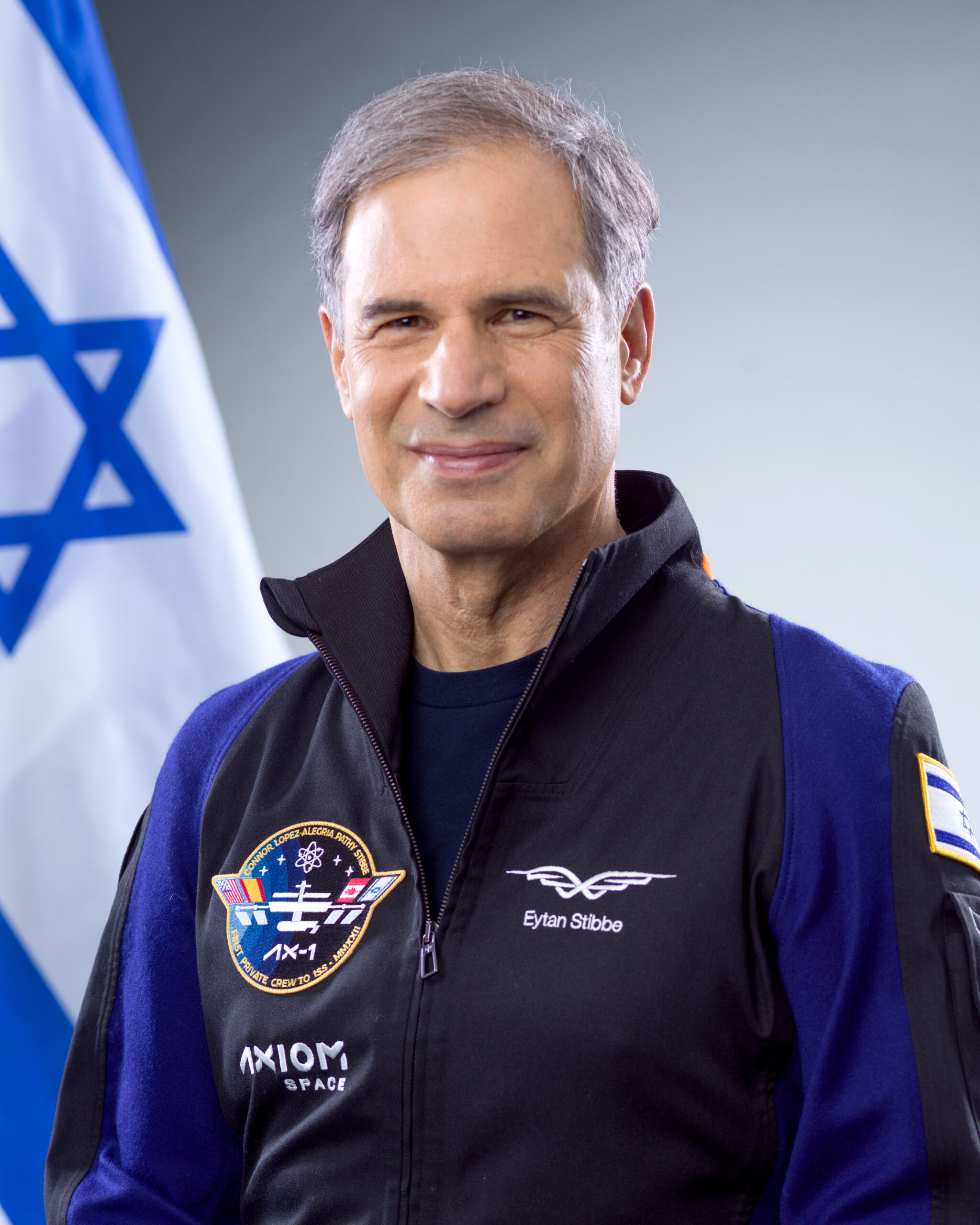 Picture of Israeli Astronaut, Eytan Stibbe, visits the Technion